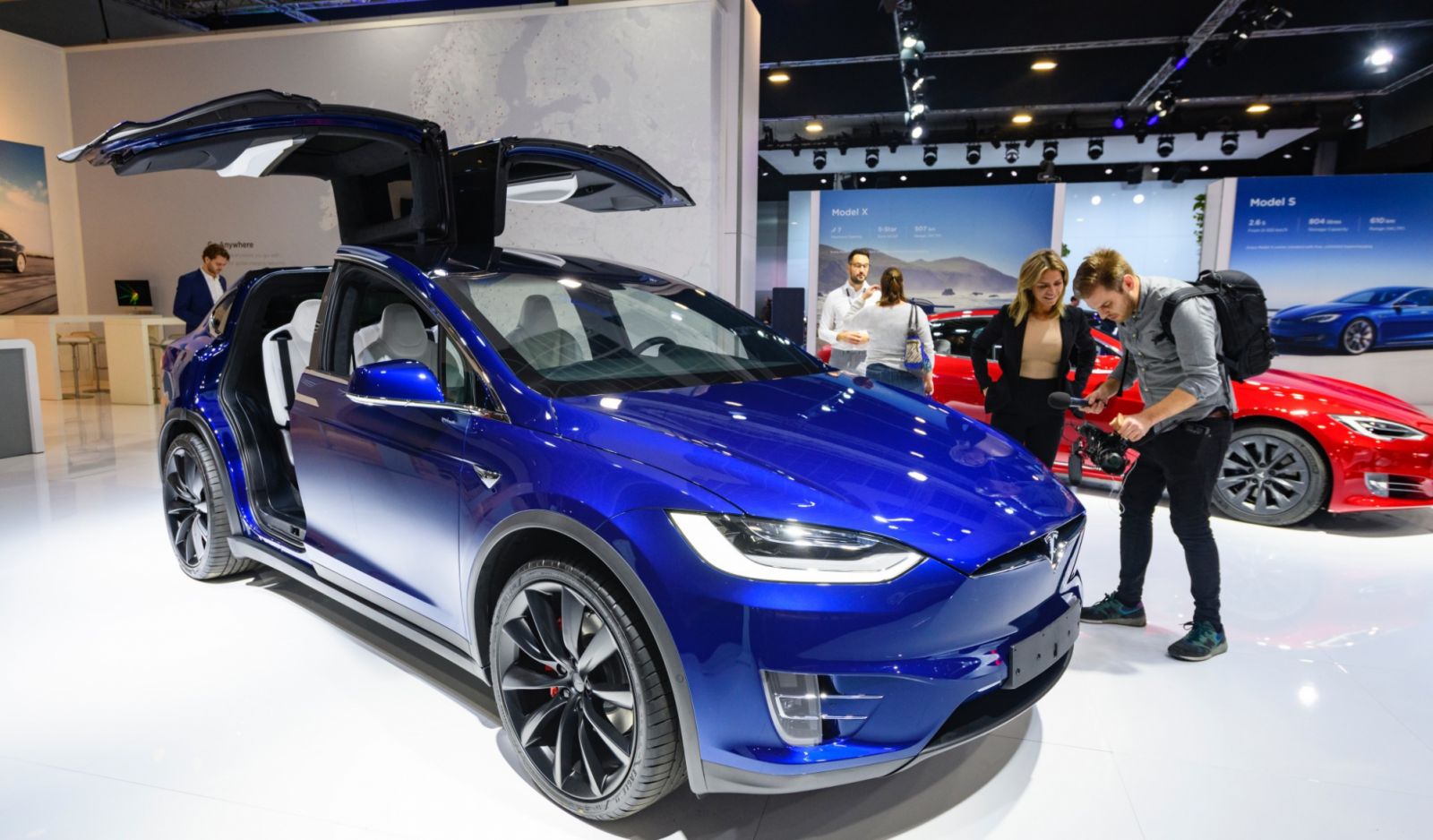 BRUSSELS, BELGIUM - JANUARY 9: Tesla Model X 90D full electric luxury crossover SUV car on display at Brussels Expo on January 9, 2020 in Brussels, Belgium. The rear Falcon Wing doors are open. The Model X 90D is the high performance version of the modelX with an all-wheel drive system that uses two motors. The Tesla Model X 90D features a rated range of 257 mi (414 km).(Photo by Sjoerd van der Wal/Getty Images)