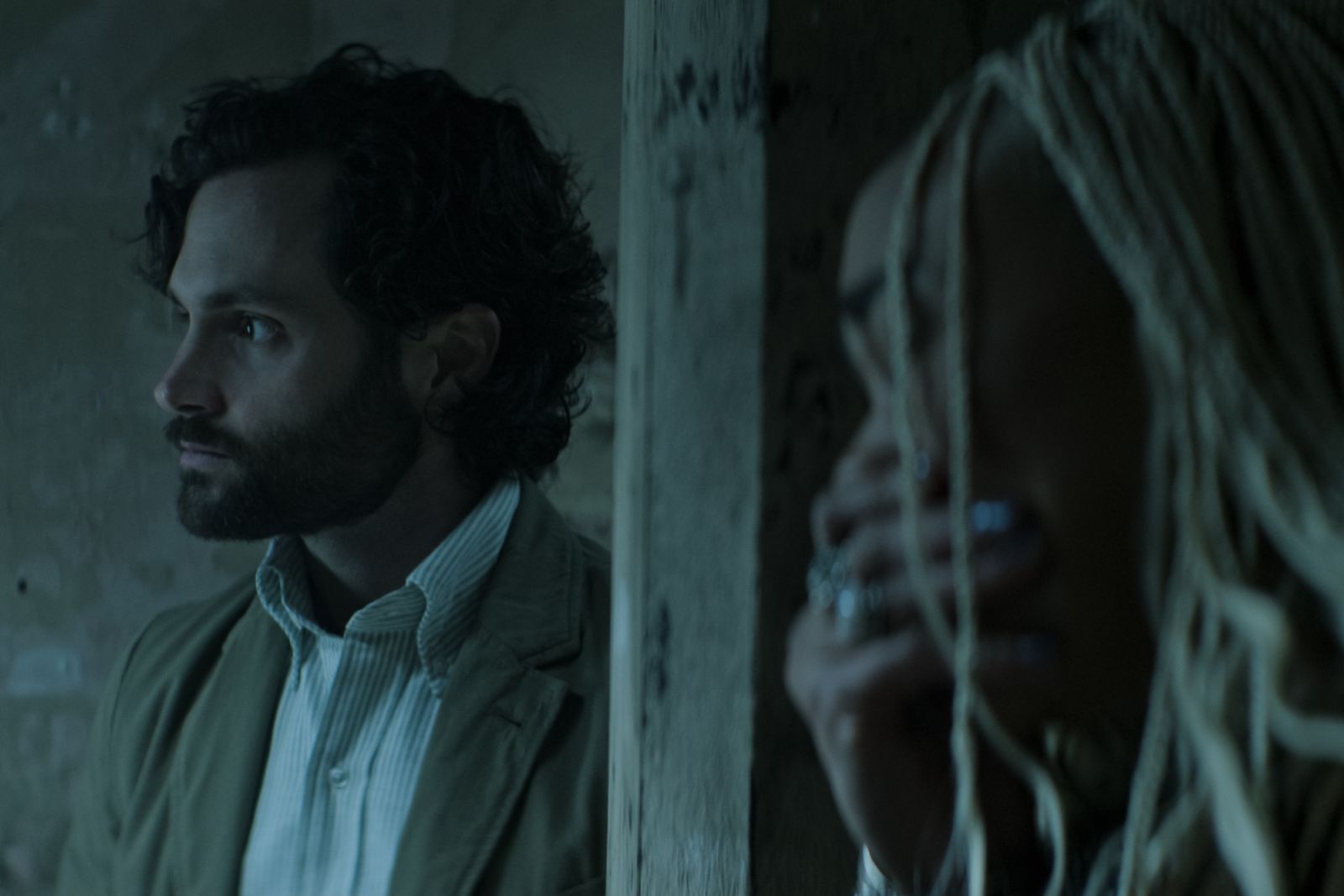 You. (L to R) Penn Badgley as Joe, Tati Gabrielle as Marienne in episode 401 of You. Cr. Courtesy of Netflix © 2022