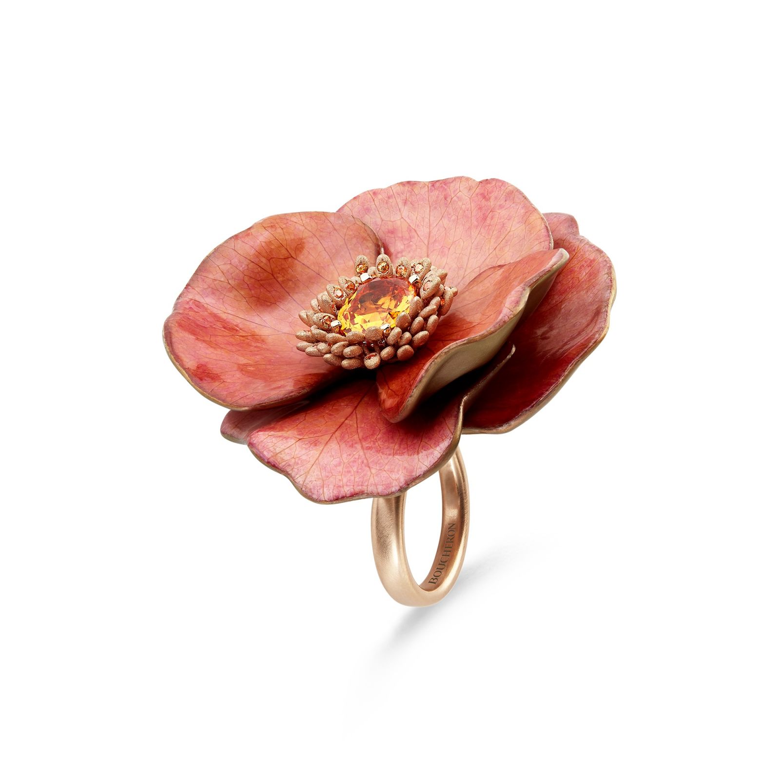 BOUCHERON 採用醫療科技掃描技術製成的永恆花戒