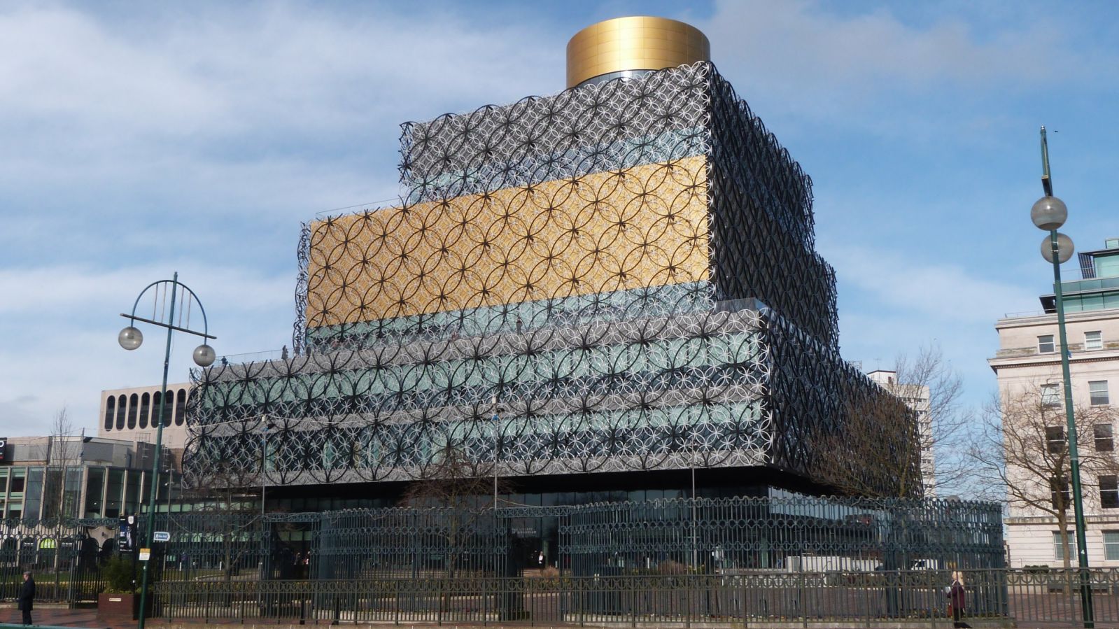 Library of Birmingham, UK (Photo: Peter Glyn/ WikiCommons)