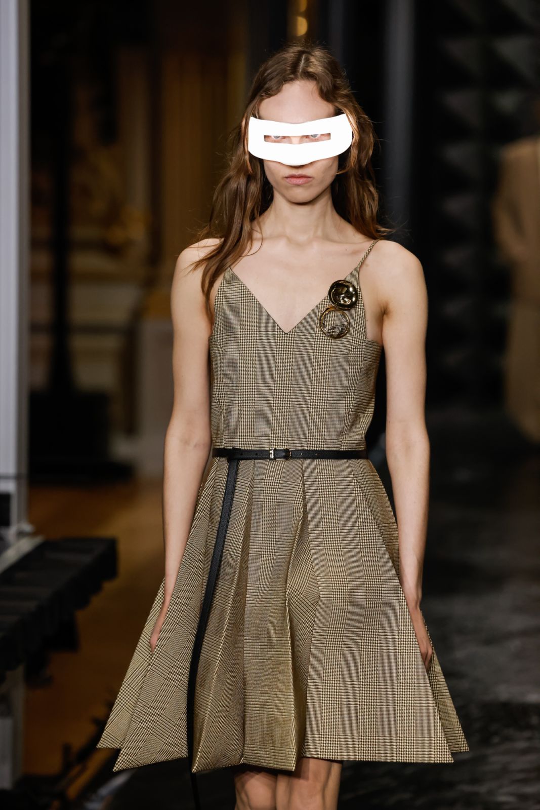 PARIS, FRANCE - MARCH 06: (EDITORIAL USE ONLY - For Non-Editorial use please seek approval from Fashion House) A model walks the runway during the Louis Vuitton Womenswear Fall Winter 2023-2024 show at Musee d'Orsay as part of Paris Fashion Week at Orsay Museum on March 06, 2023 in Paris, France. (Photo by Richard Bord/Getty Images)