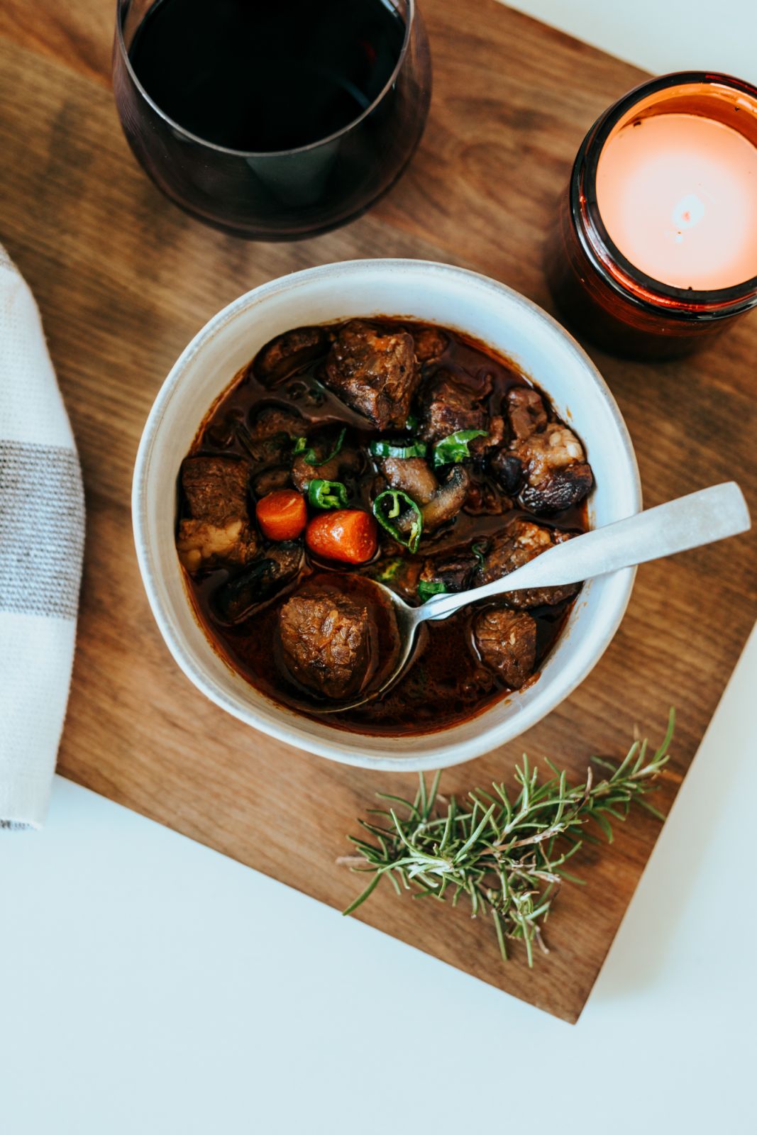 Guinness and beef stews are hallmarks of Irish food and drinks culture (Photo: Nathan Dumlao/Unsplash)