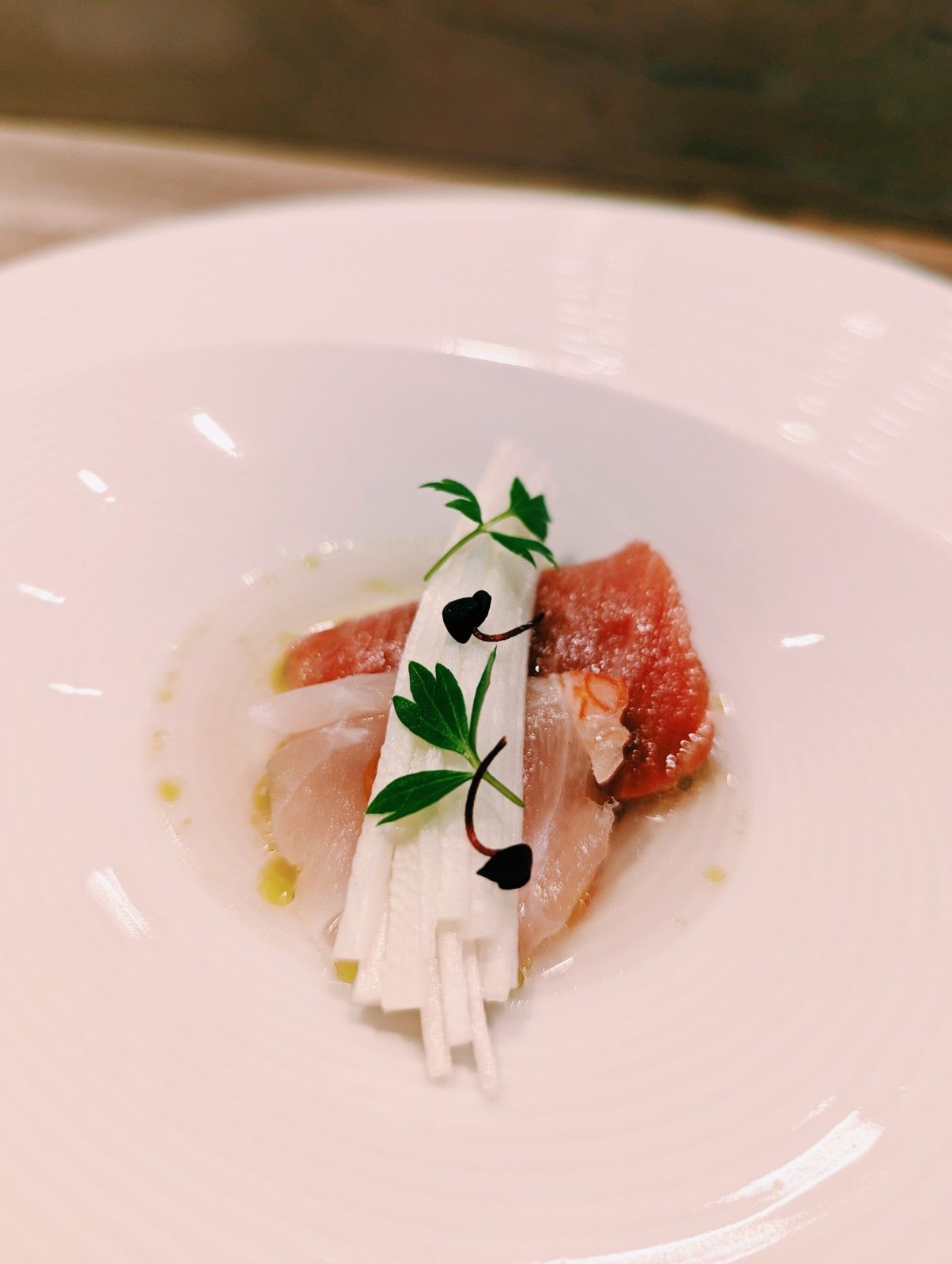 生魚片/番茄澄清湯