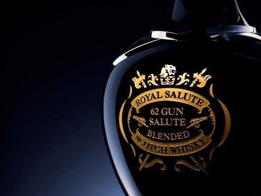 飲酒過量,害人害己。Photo via Royal Salute 62
