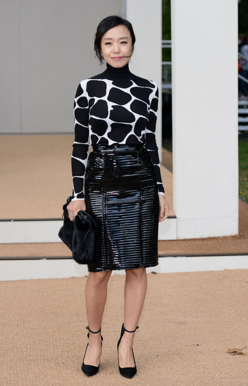 LONDON, ENGLAND - SEPTEMBER 16: Jeon Do-Yeon attends the Burberry Prorsum show during London Fashion Week SS14 at Kensington Gardens on September 16, 2013 in London, England. (Photo by Karwai Tang/WireImage)