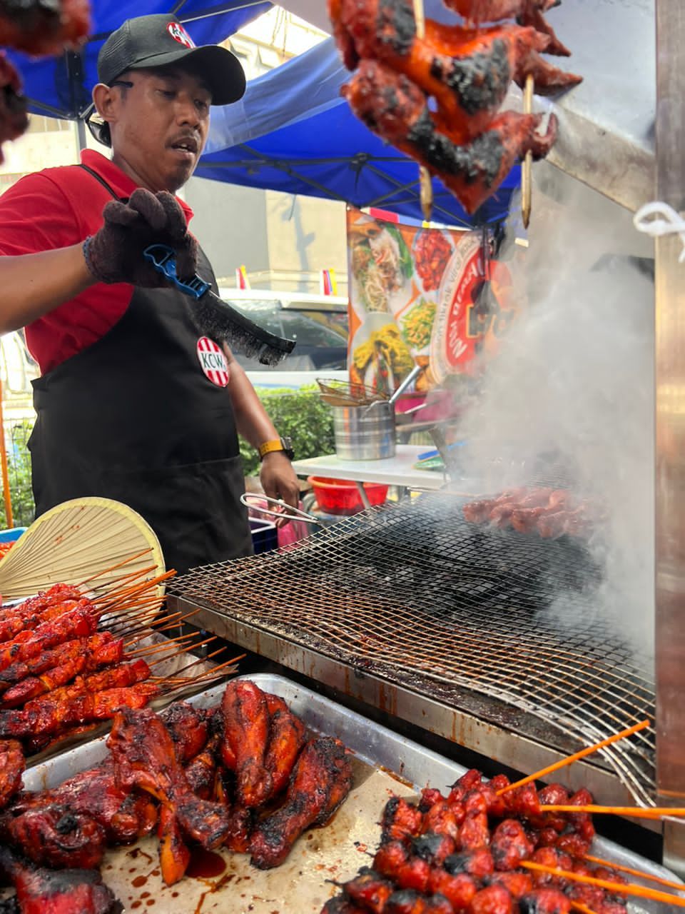The ayam madu bakar stall at Bazaar Ramadan Bukit Bintang (Photo: Courtesy of Eric Lee)