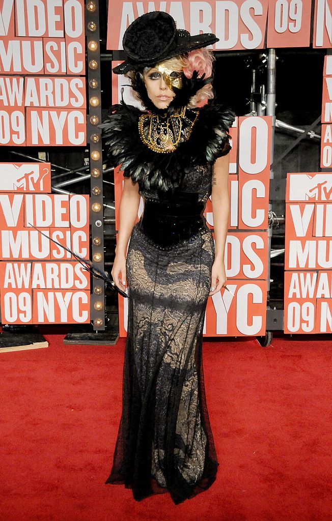 NEW YORK, NY- SEPTEMBER 13: Lady Gaga arrives for the MTV Video Music Awards at Radio City Music Hall on September 13, 2009 in New York City. (Photo by Gregg DeGuire/FilmMagic)