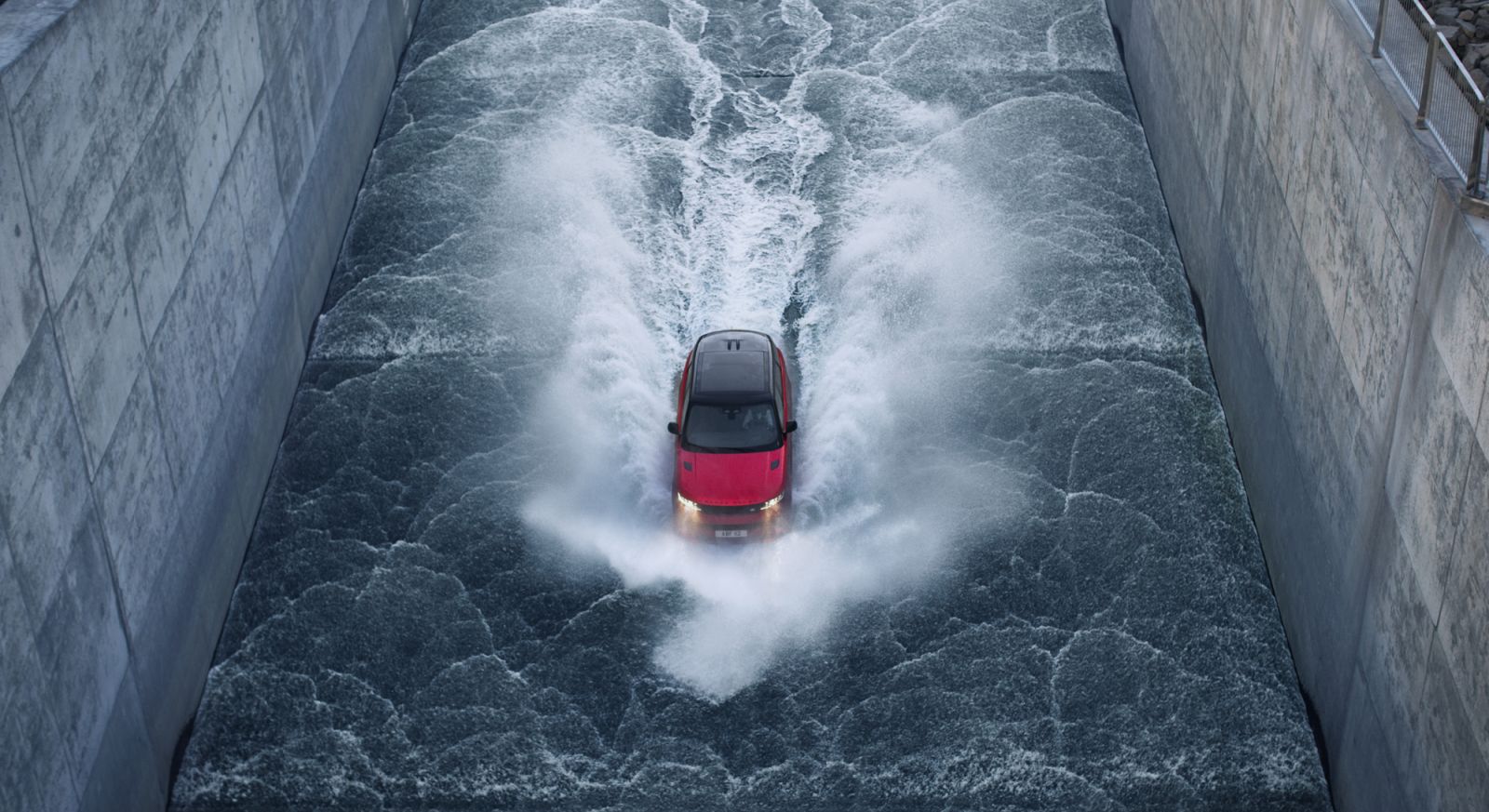 （Photo: Jaguar Land Rover）
