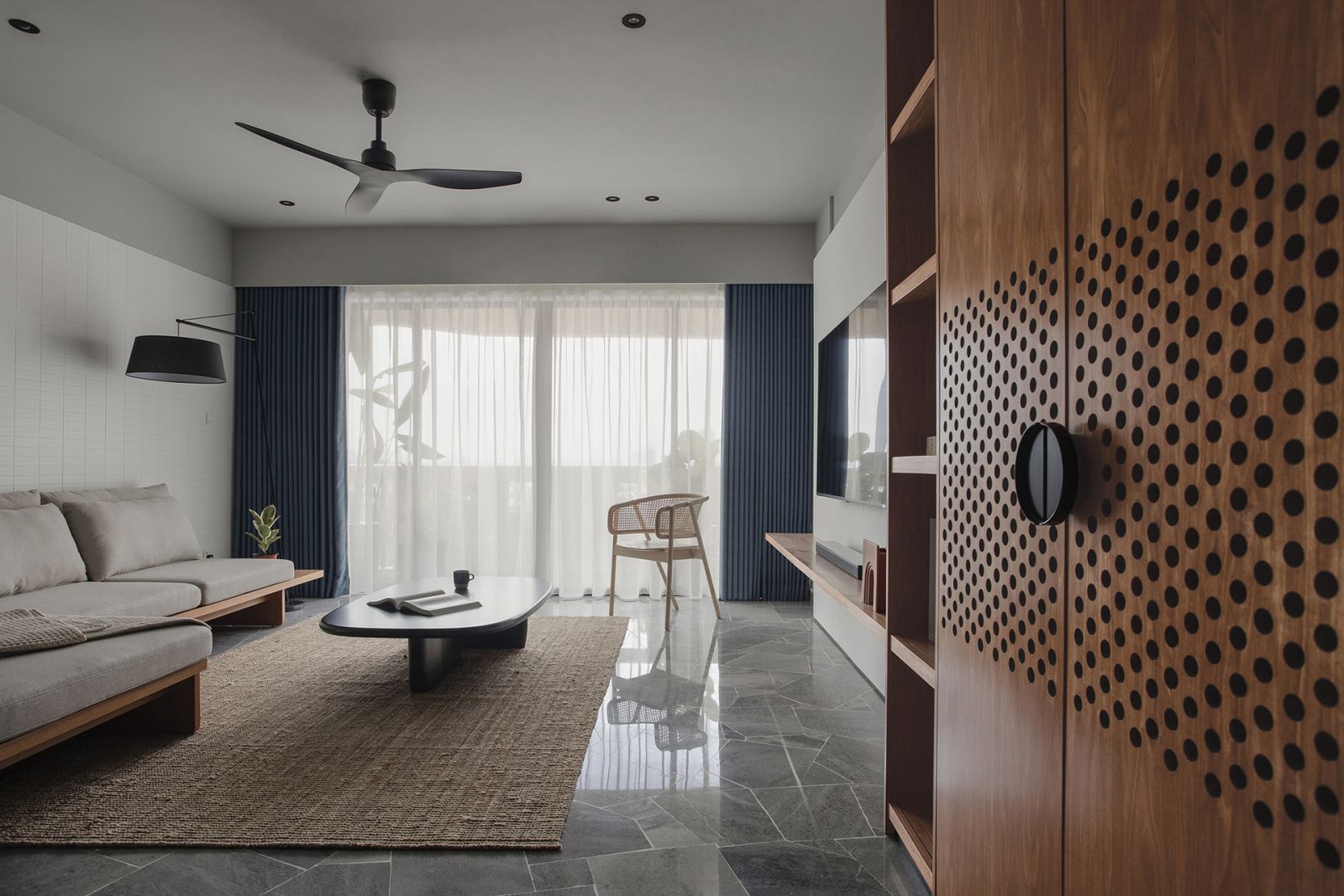 Natural light now baths the space