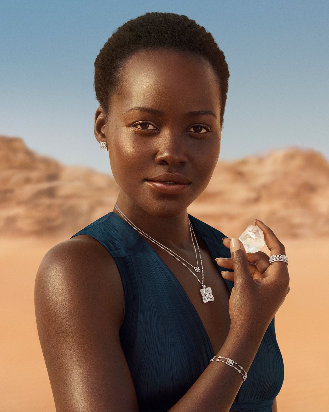 珠寶永續：De Beers 全新形象廣告照_全球品牌大使 Lupita Nyong’o 露琵塔·尼詠歐。Photo：De Beers