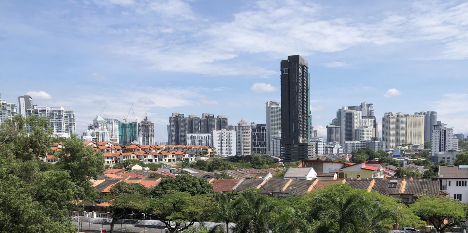 Mont Kiara skyline (Photo: WikiCommons/LegendaryLim)