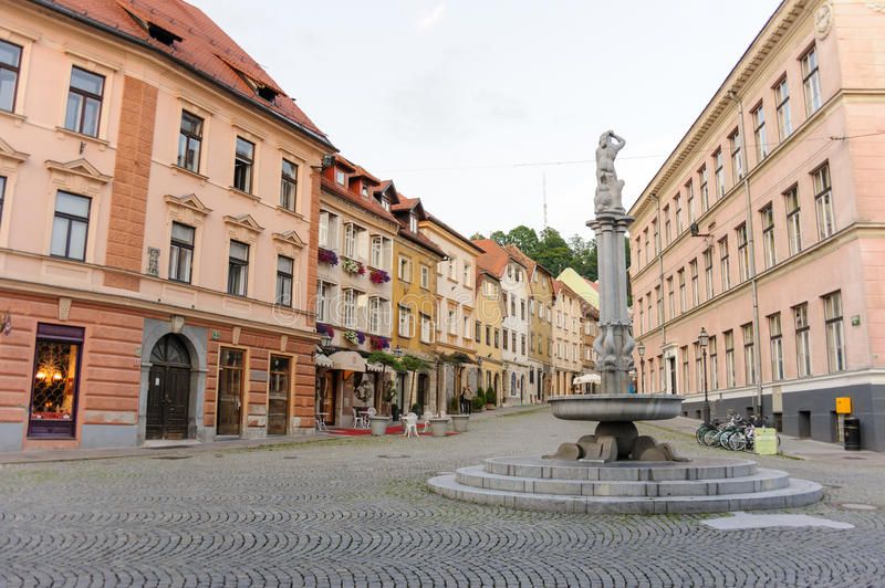 Herkulov vodnjak (Photo from Dreamstime)