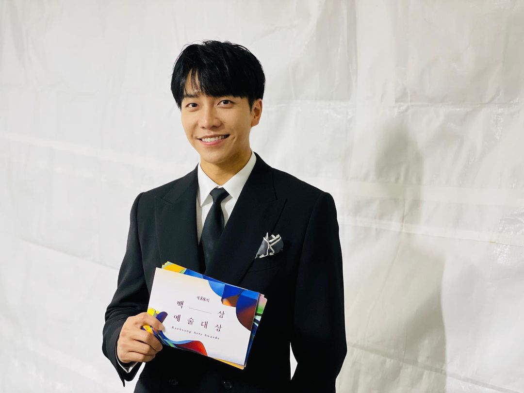 (Photo: Instagram /@leeseunggi.official)
