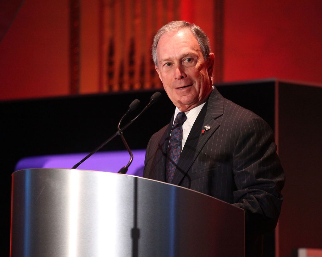 NEW YORK - MARCH 08: Mayor Michael Bloomberg accepts the Golde Mike award at the Broadcasters Foundation Of America Golden Mike awards at The Plaza Hotel on March 8, 2010 in New York City. (Photo by Ben Hider/Getty Images)