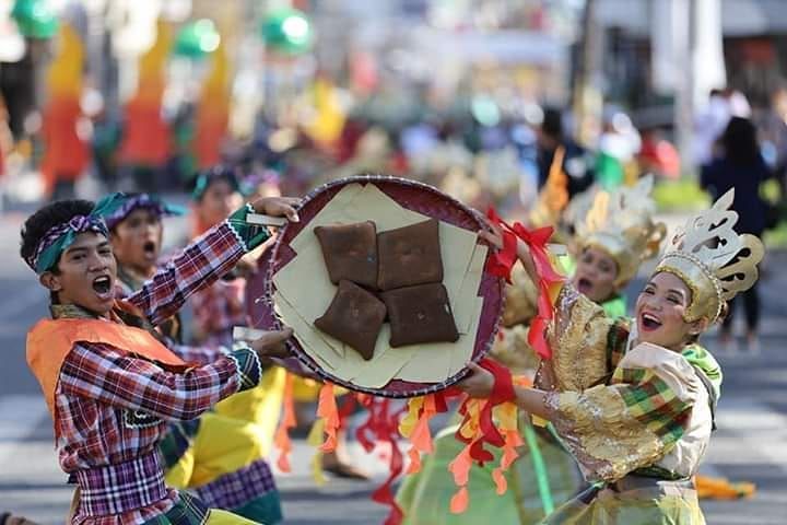 Chicharon and Inuruban Festival (Photo: @callmeleidee/Instagram)
