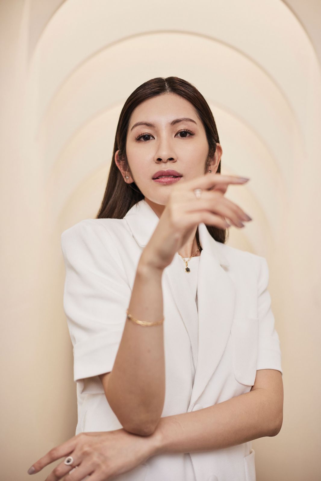 twomorrow jewellery evelyn chung salt and pepper diamonds singapore