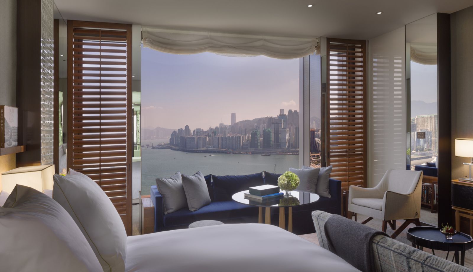 A Harbour View Room at Rosewood Hong Kong (Photo: courtesy of Rosewood Hong Kong)