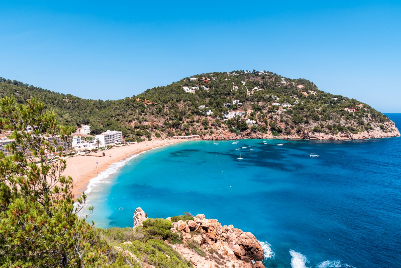 Ibiza (Photo: Michael Tomlinson/Unsplash.com)