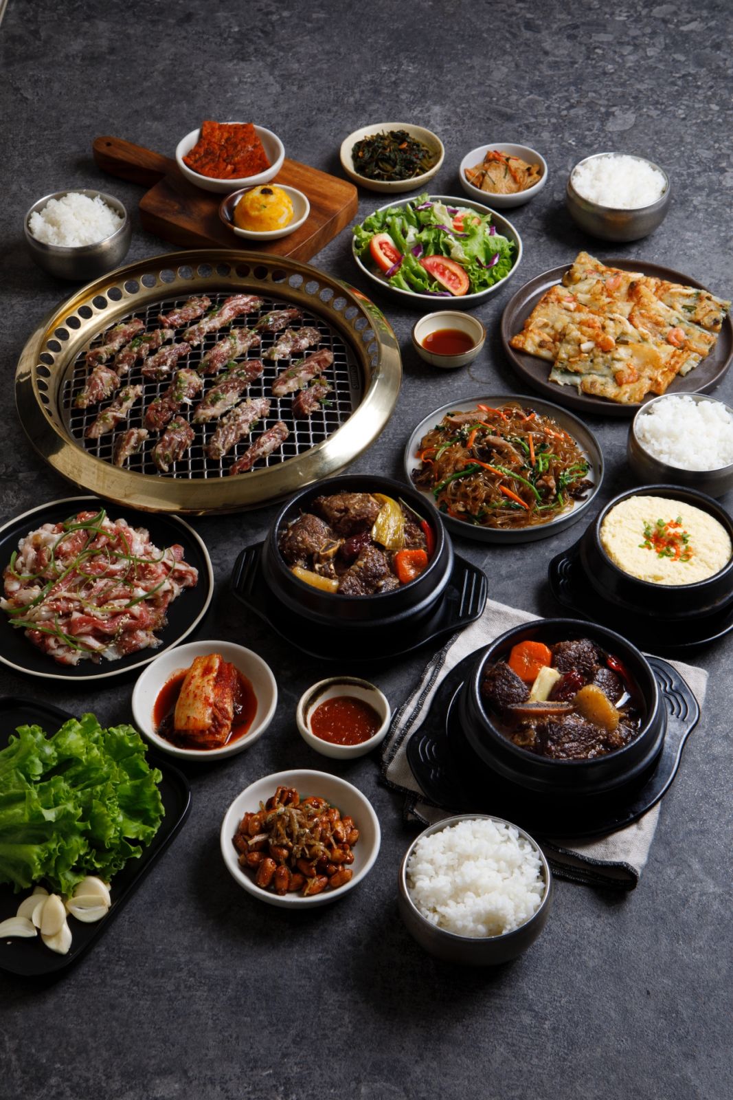 Sariwon Korean Barbecue galbi jjim set for 4