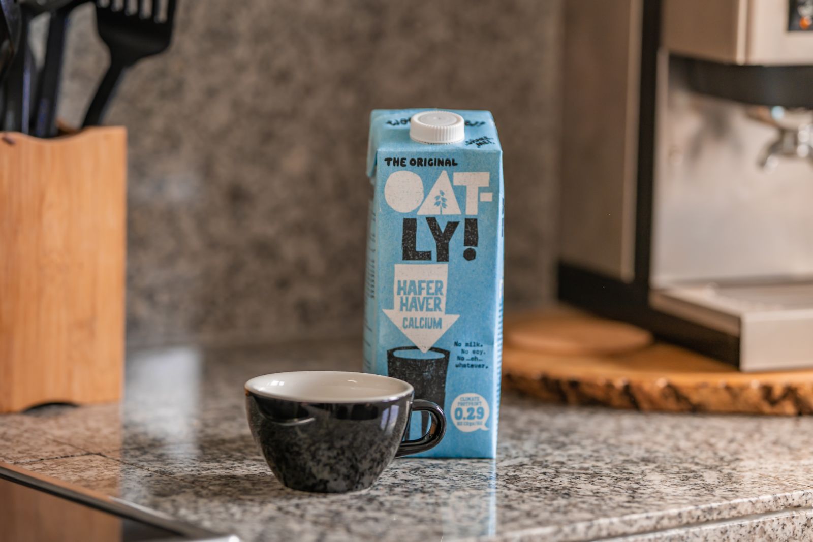 Oatly is one of the most popular oat milk brands on the market (Photo: Unsplash/Leon Seibert)