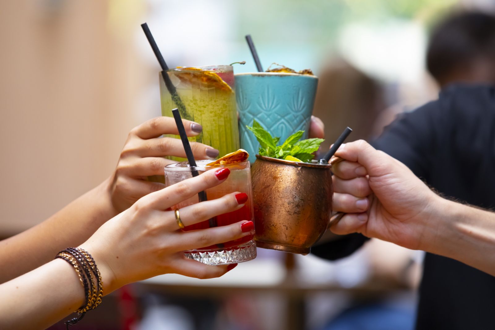 2023 年 GIN & TONIC PA 大島琴酒文化節《琴。懷》邀請一同感受大稻埕的琴酒文化魅力。Photo:Getty Images