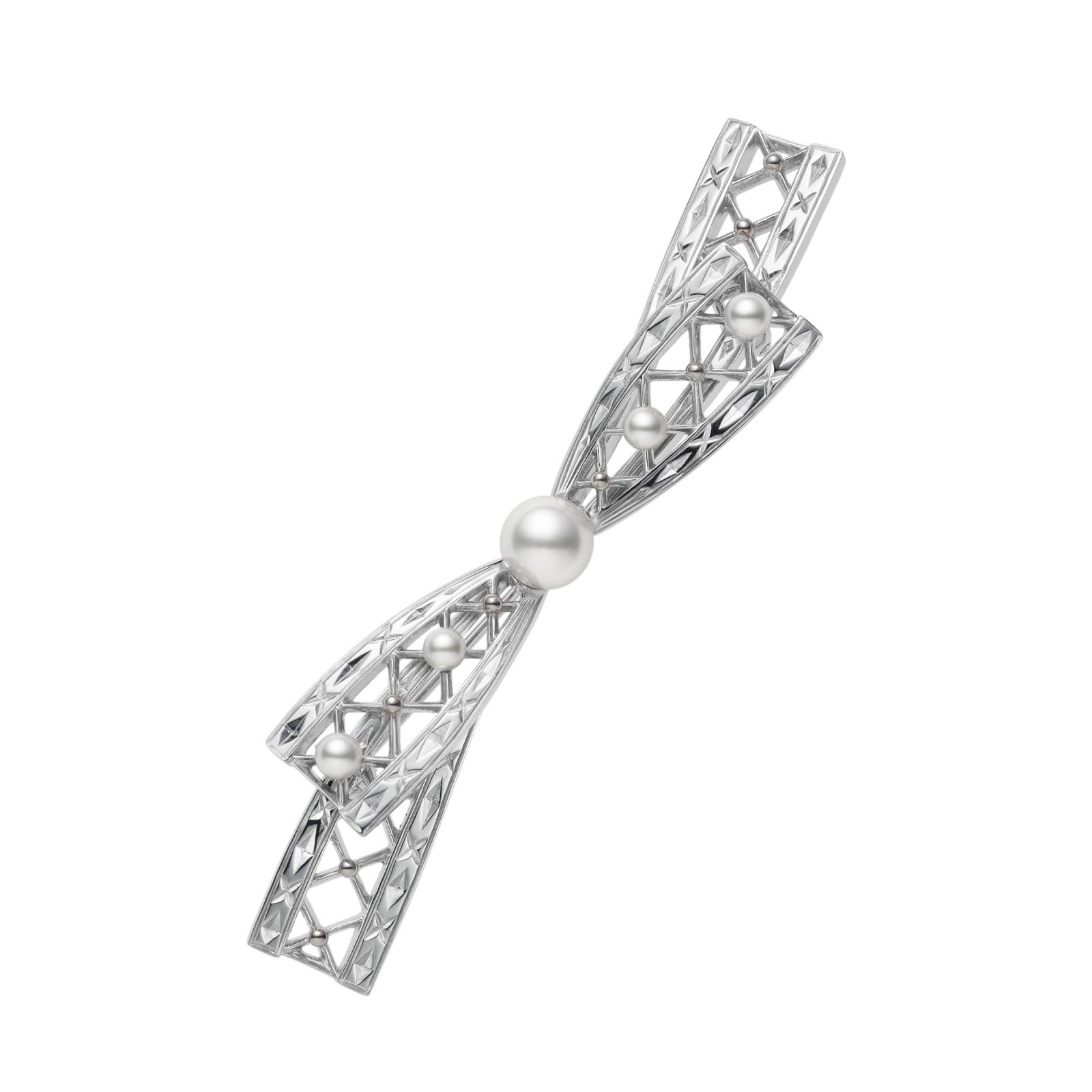 MIKIMOTO 日本Akoya珍珠蝴蝶結胸針(Photo:SOGO百貨)