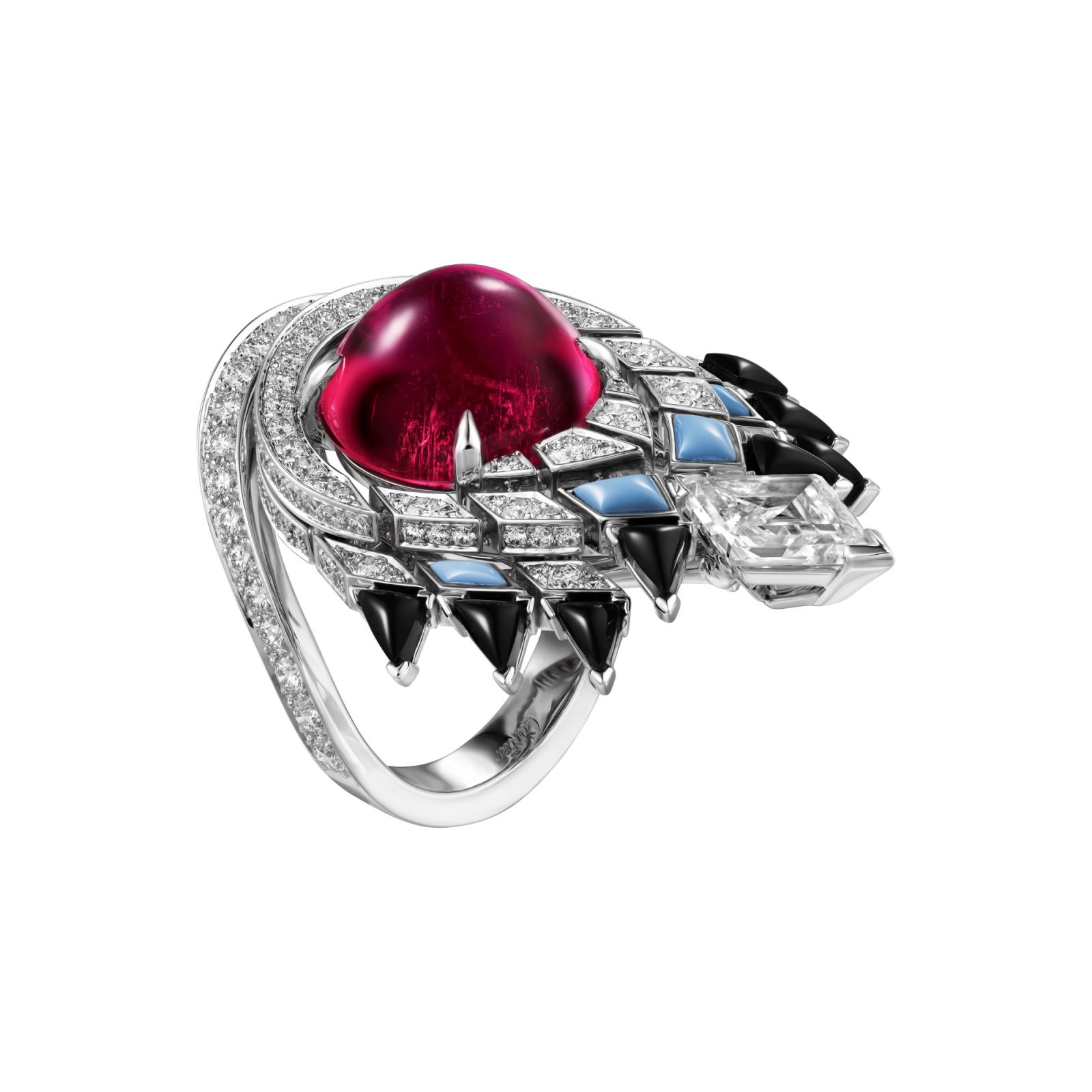 卡地亞BEAUTÉS DU MONDE系列TICHODROMA戒指。主石為Rubellite等級紅碧璽。Photo:Cartier