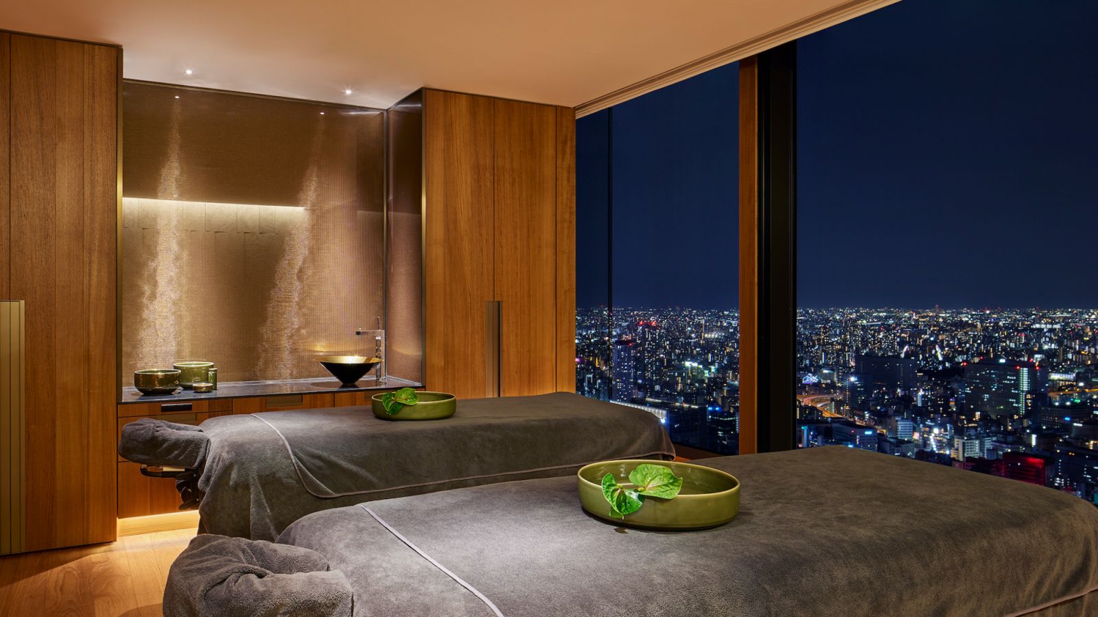 bulgari hotel tokyo japan 2023 review photos bulgari spa treatment room