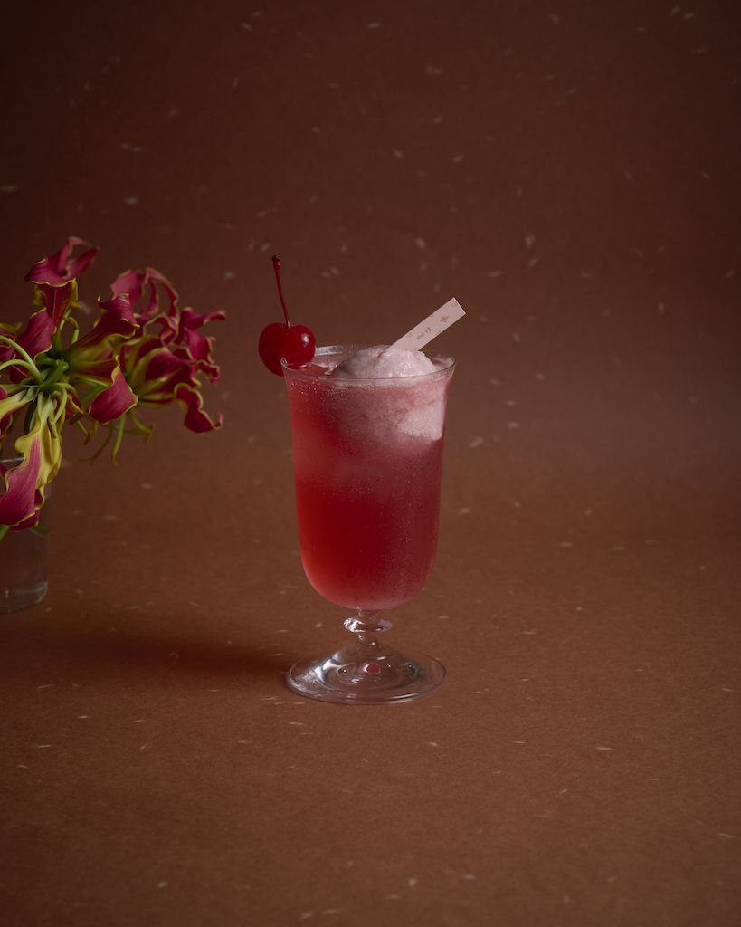 新加坡司令 Singapore Sling - 芒果佛手柑茶、鳳梨番石榴冰淇淋、玫瑰番石榴、氣泡水,售價$200