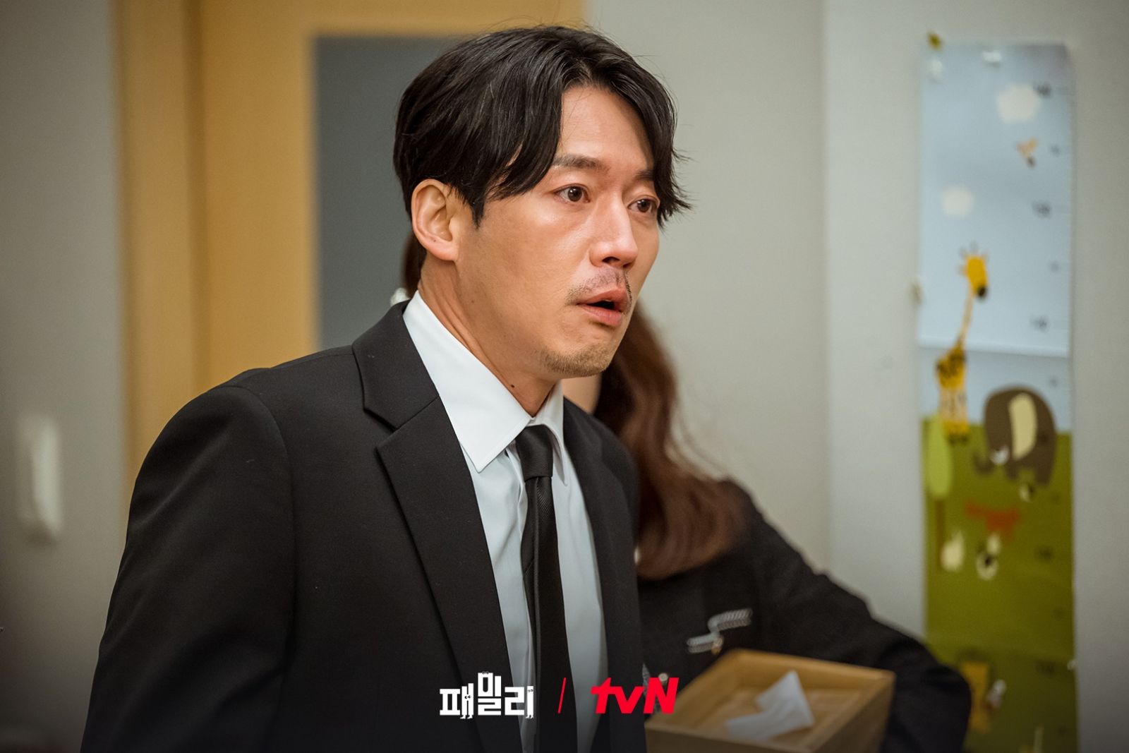 (Photo:tvN《特務家族》劇照)