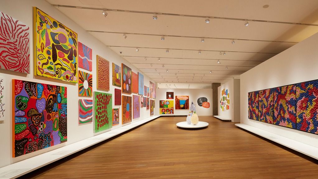 【新品未開封】草間彌生 図録｜M+美術館 「1945年至今」香港展覧会 アート 新品未開封 草間彌生 香港 展覧会 「1945年至今」 図録本 M+美術館