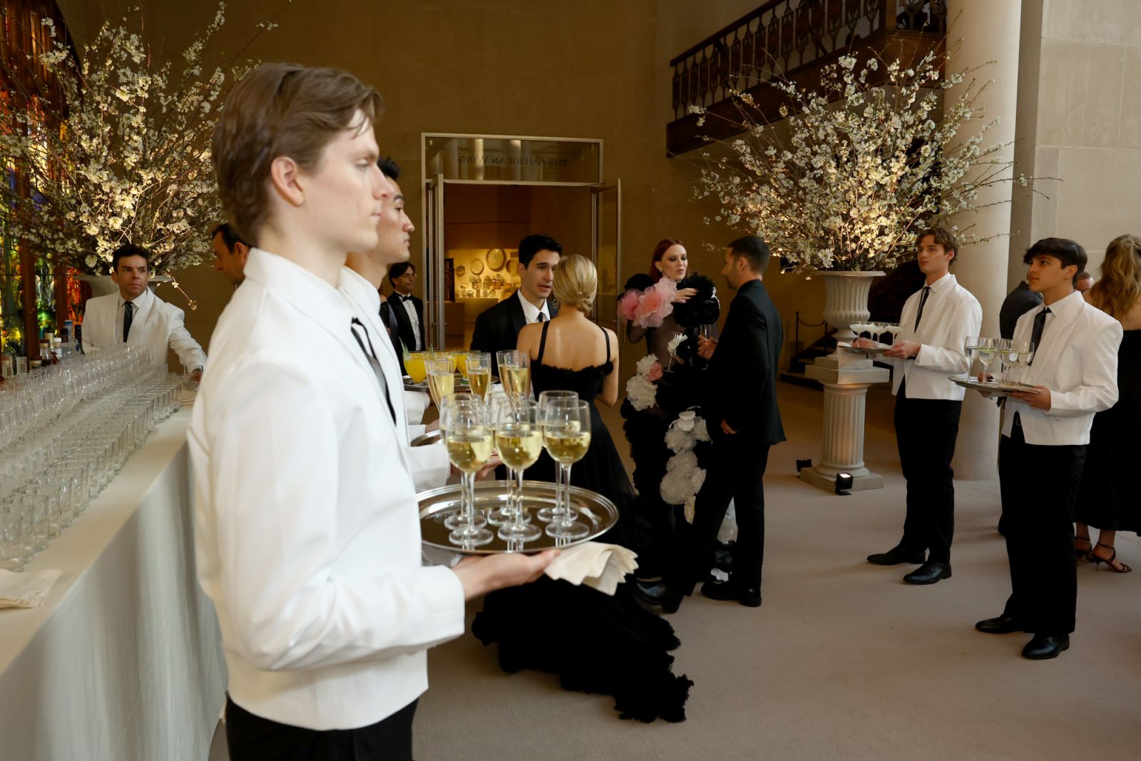 Champagne is flowing at the 2023 Met Gala. (Photo by Arturo Holmes/MG23/Getty Images for The Met Museum/Vogue)