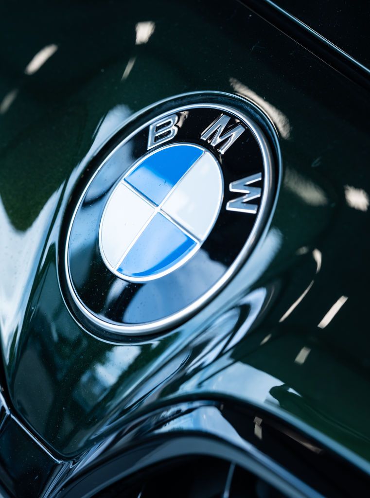 19 May 2022, Baden-Wuerttemberg, Rottweil: The logo of the car manufacturer BMW can be seen on a 420 d M in a car dealership. Photo: Silas Stein/dpa (Photo by Silas Stein/picture alliance via Getty Images)