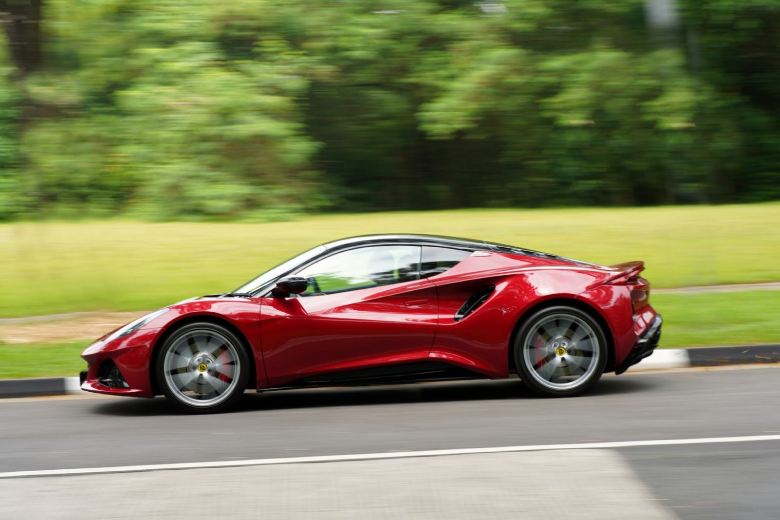 Lotus Emira in Magma Red 2023 supercar review 2023