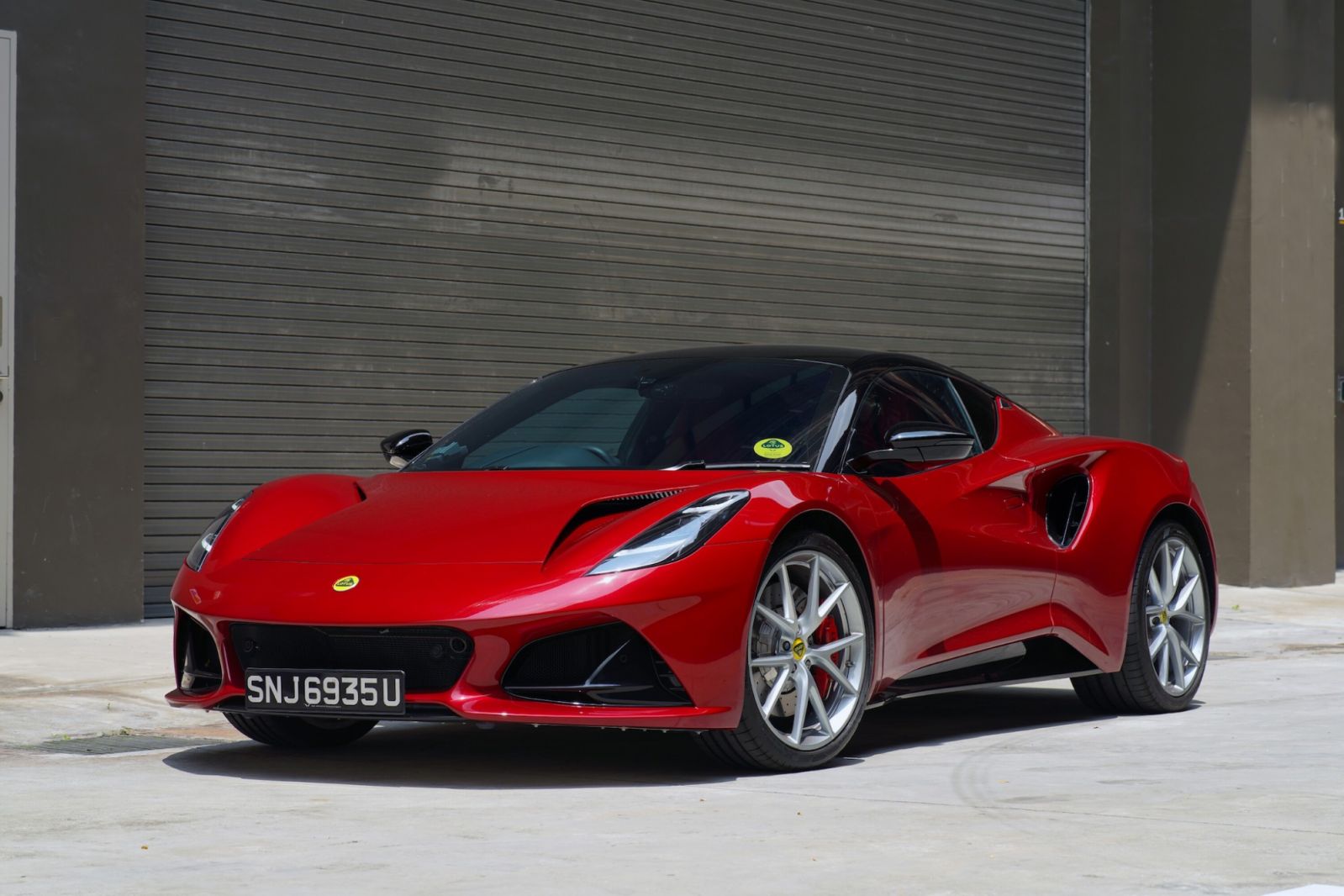 Lotus Emira in Magma Red 2023 supercar review 2023
