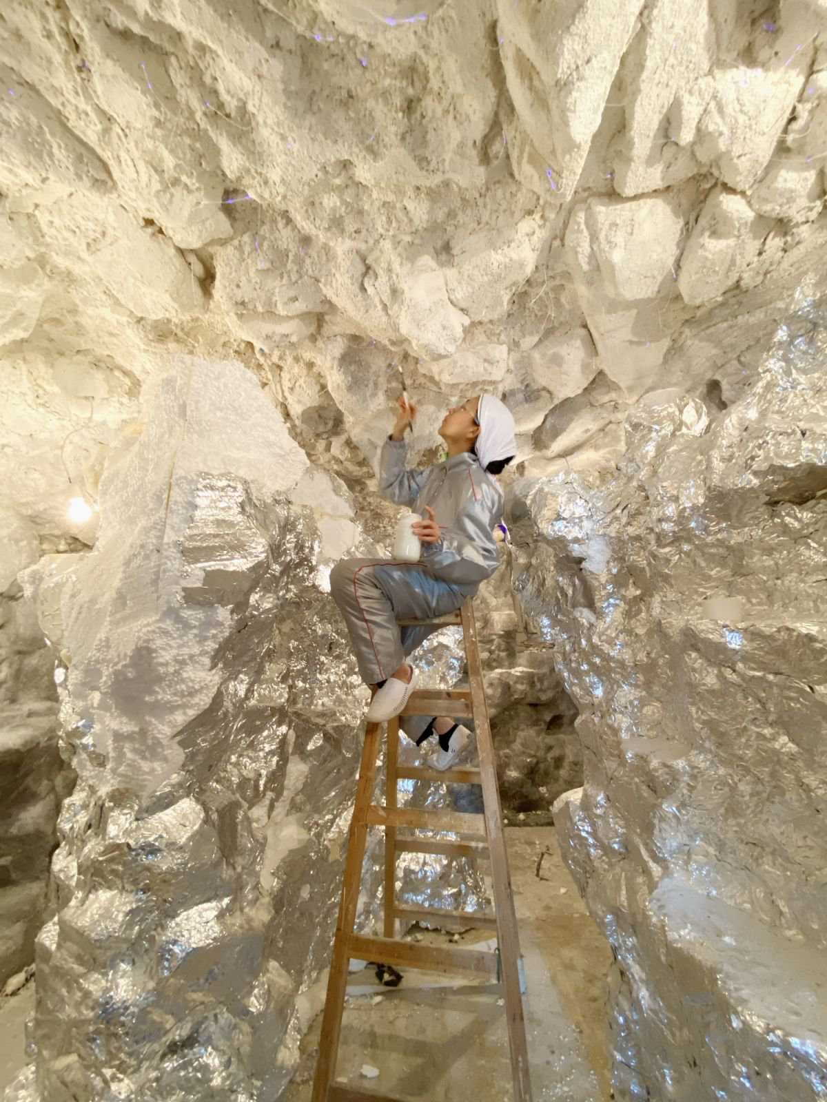 Chan in the process of building her cave (Photo: courtesy JJG)