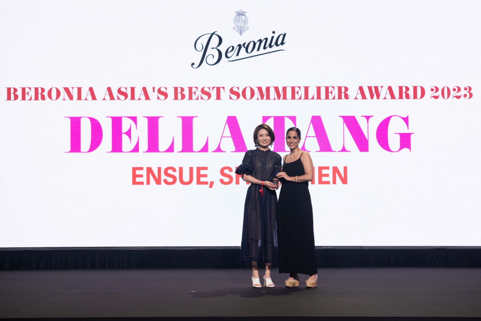 A50BR23 Best Sommelier Della Tang