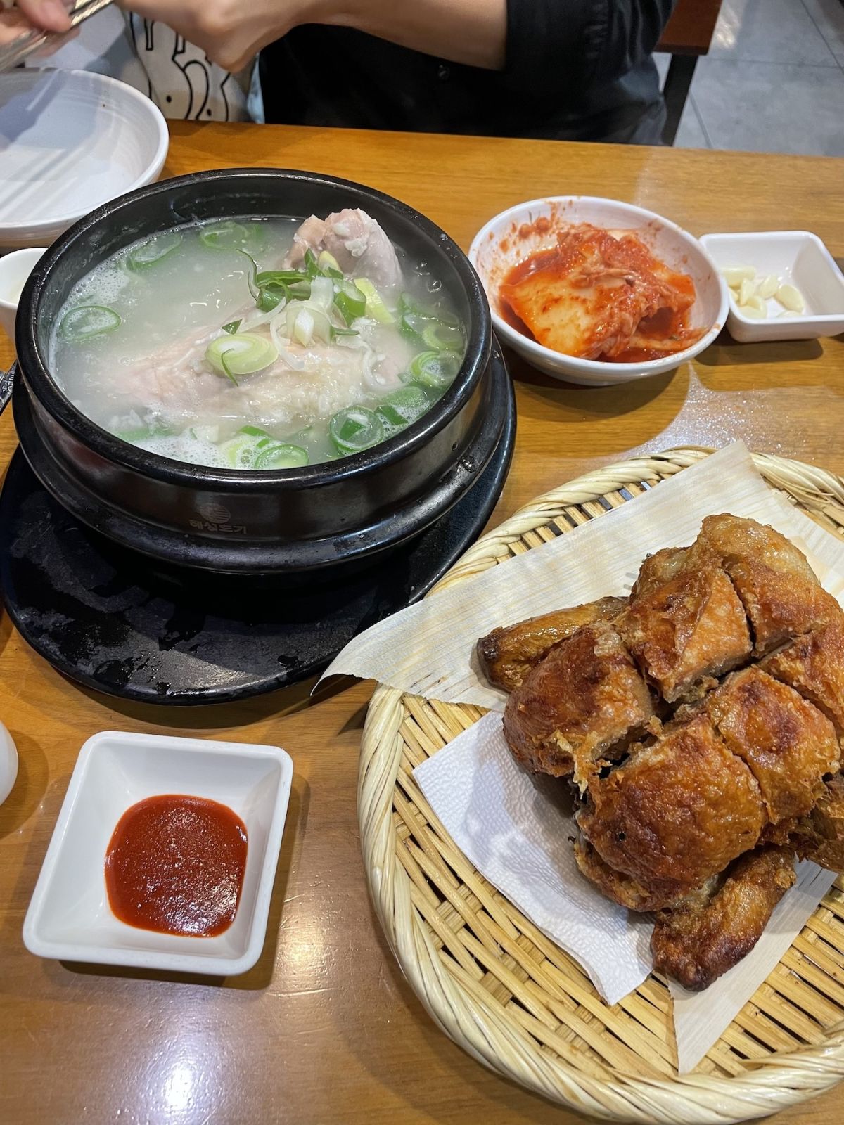 Sangyetang at Korea Samgyetang