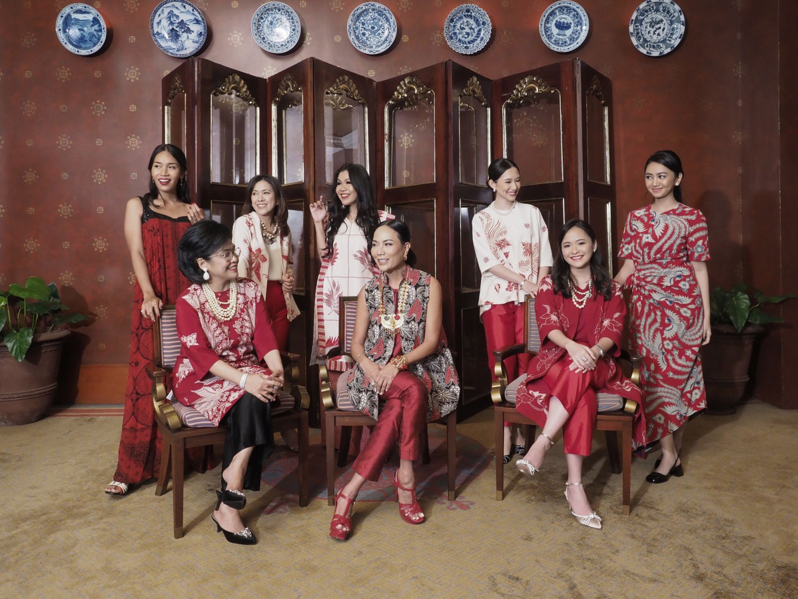 Koleksi Puspa Maya Raya oleh Yayasan Jantung Indonesia dan Batik Danar ...