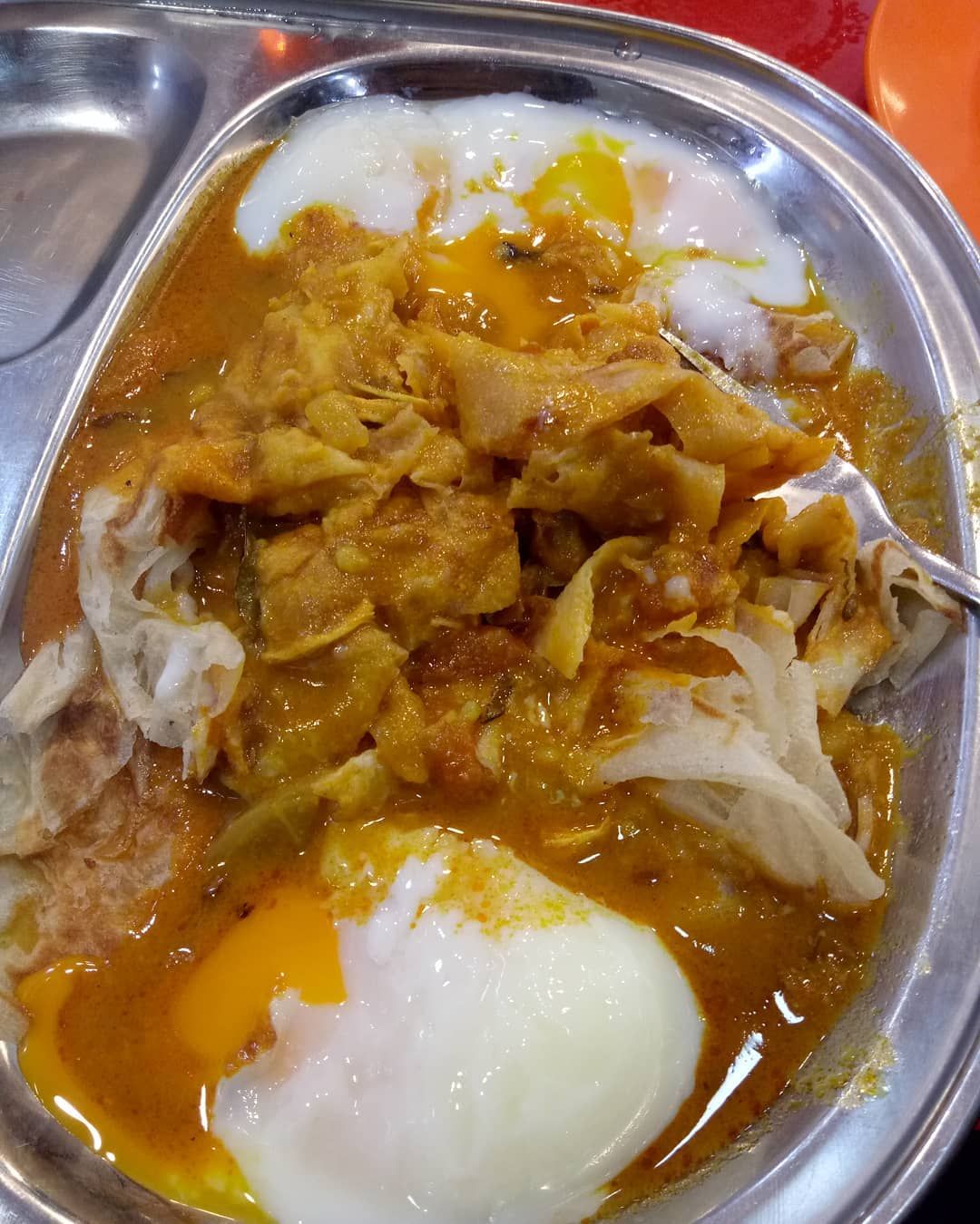 The roti canai special at A1 Bistro is a hit with regulars (Photo: Instagram/@rabbit_trade)