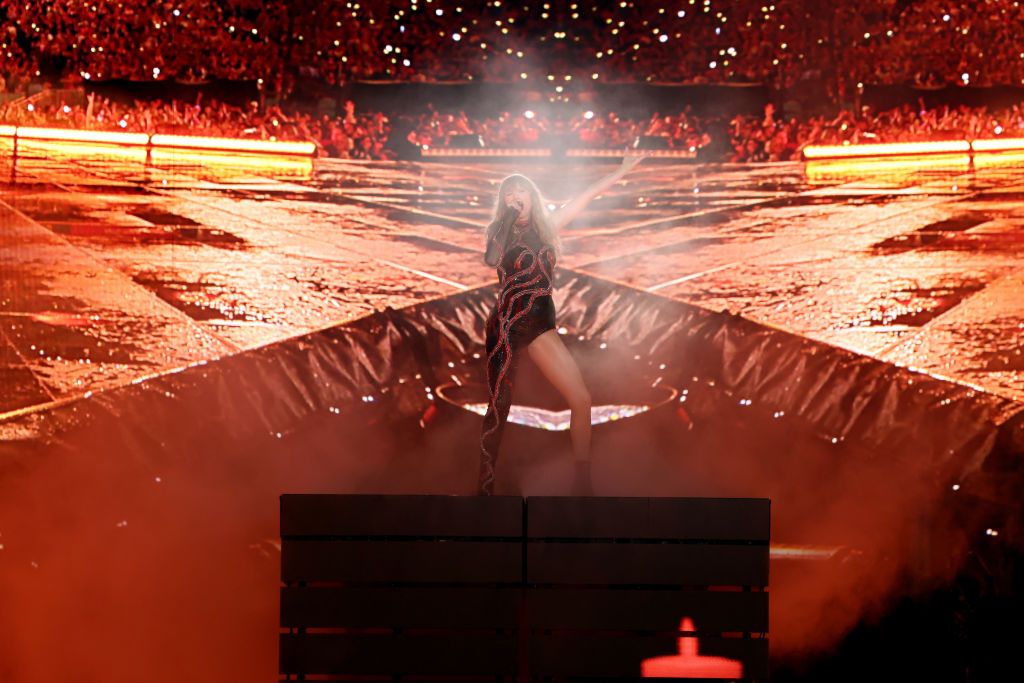 NASHVILLE, TENNESSEE - MAY 07: EDITORIAL USE ONLY Taylor Swift performs onstage for night three of Taylor Swift | The Eras Tour at Nissan Stadium on May 07, 2023 in Nashville, Tennessee. (Photo by John Shearer/TAS23/Getty Images for TAS Rights Management)