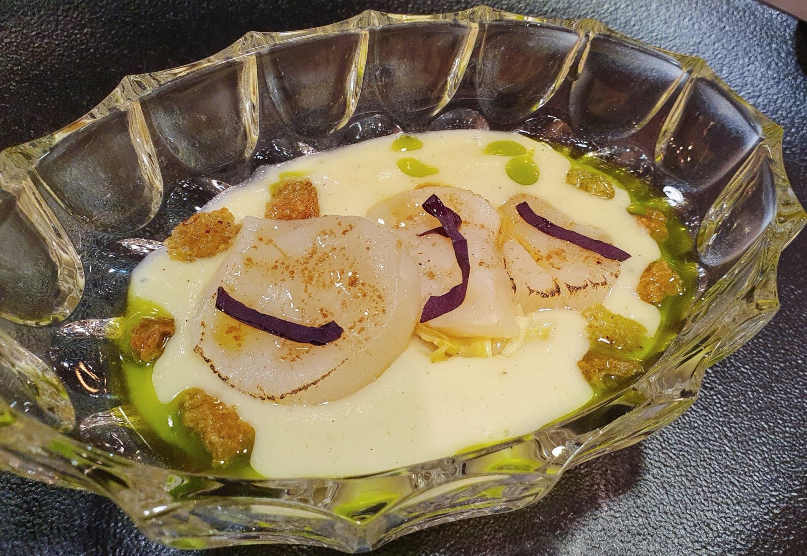 Mireia Dining hokkaido scallop with truffle potato mash