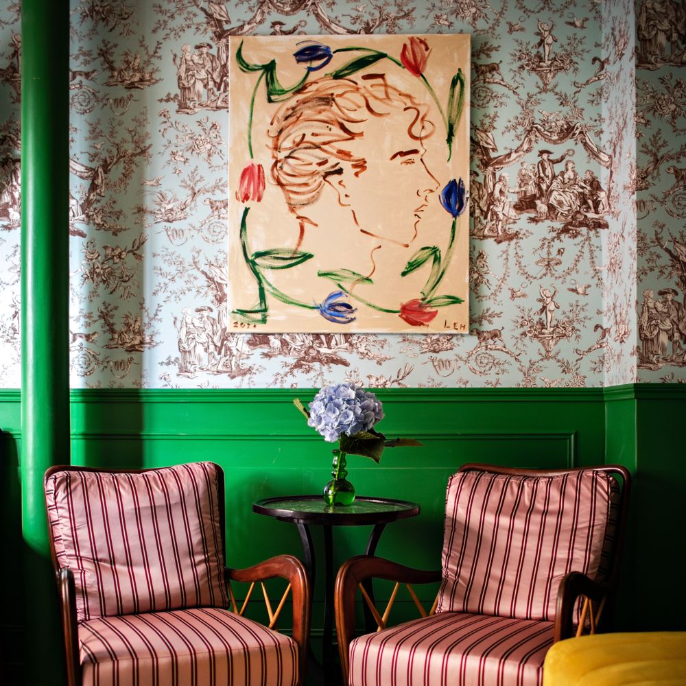 Hotel Les Deux Gares , Paris, France (Photo: @hoteldeuxgares/ Instagram)