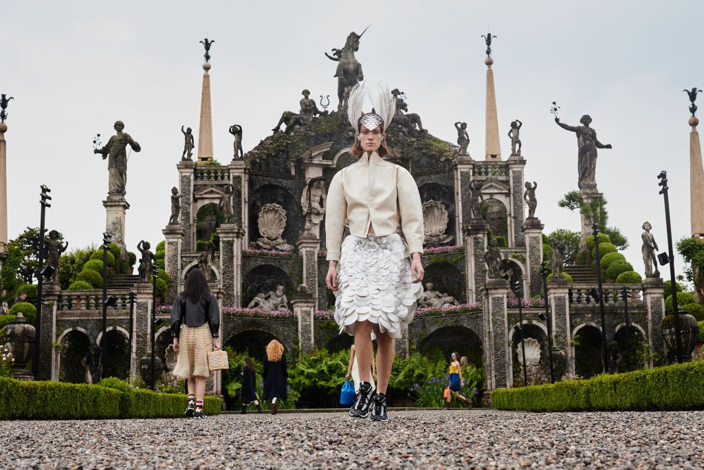 STRESA, ITALY - MAY 24: A model walks the runway at the Louis Vuitton Cruise Show 2024 at Isola Bella on May 24, 2023 in Stresa, Italy. (Photo by Pietro D'Aprano/Getty Images)