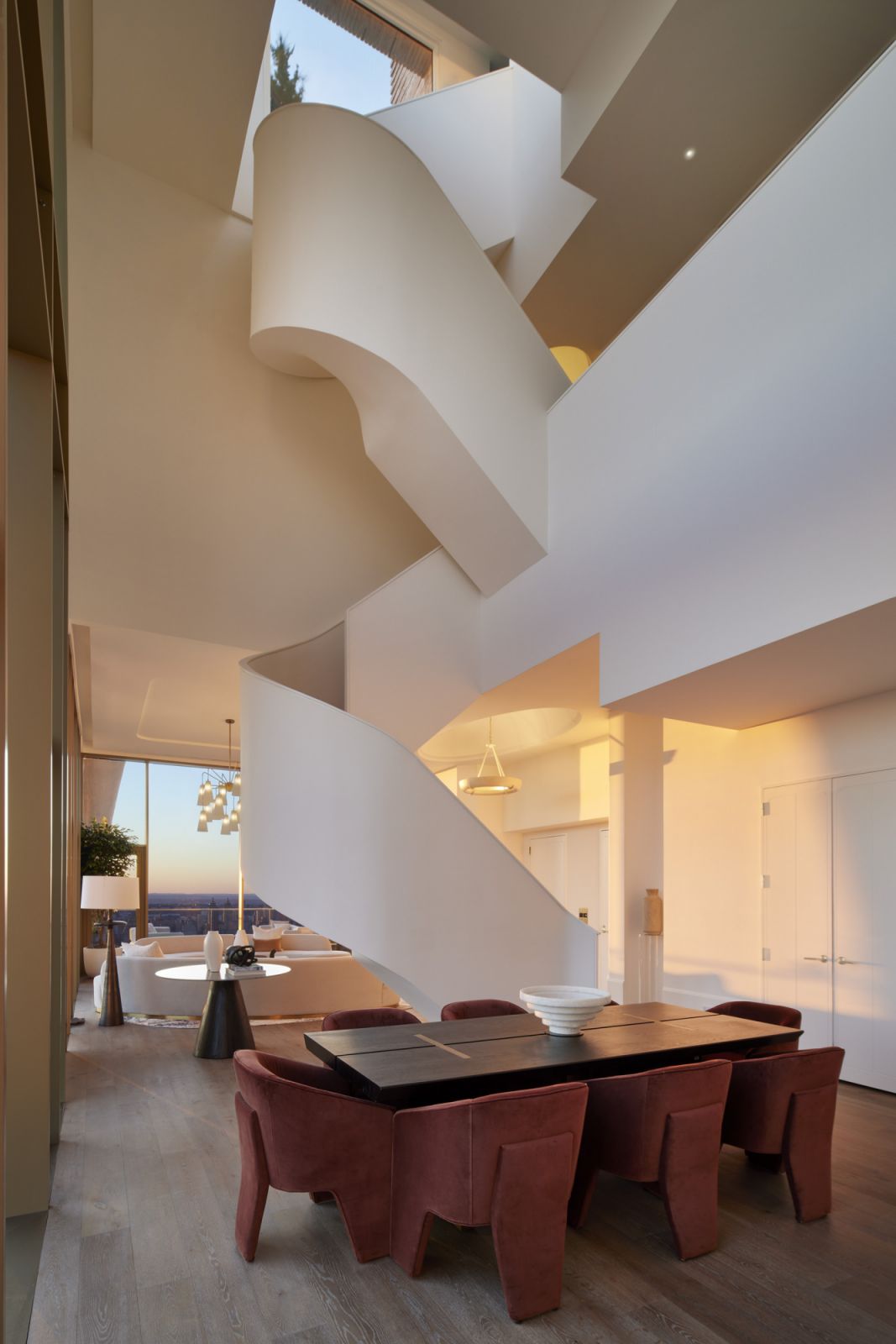 The triple height spiral staircase
