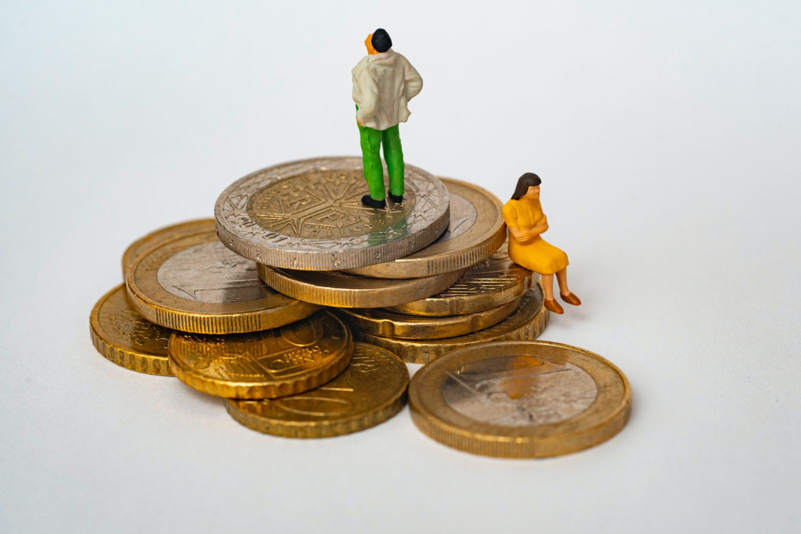吳淡如提醒別被保本避險的名稱給誘惑。Photo:Unsplash
