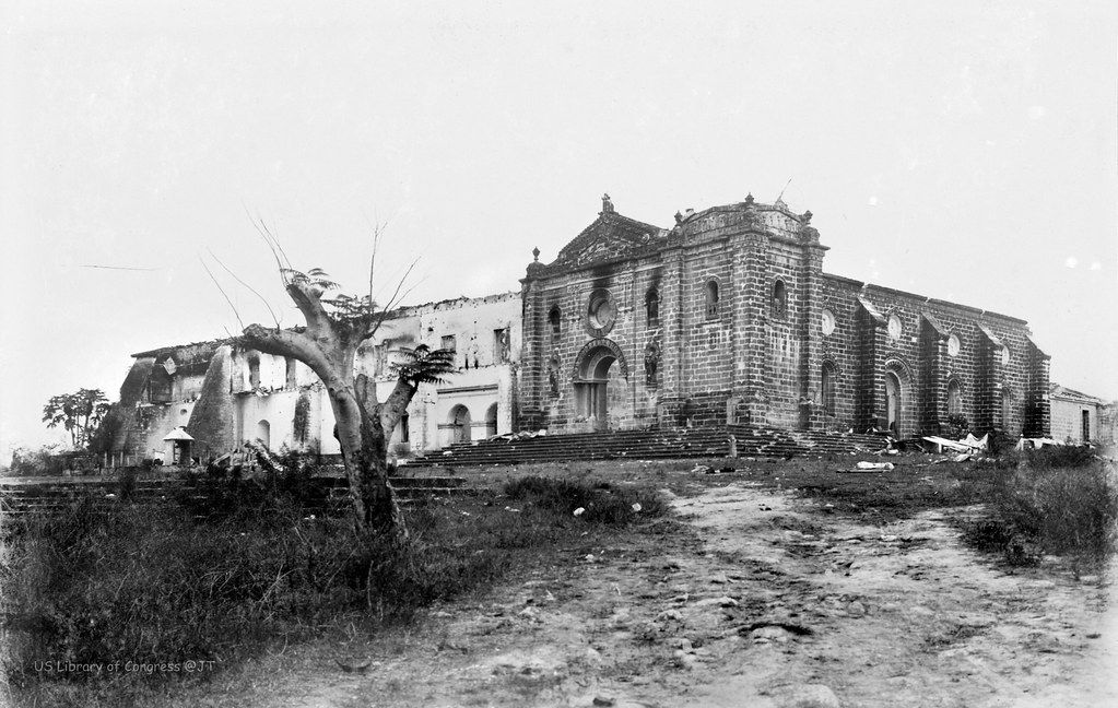 Guadalupe Church ruins in Makati, Philippines, 1899-1900 (Photo: John Tewell/Flickr)