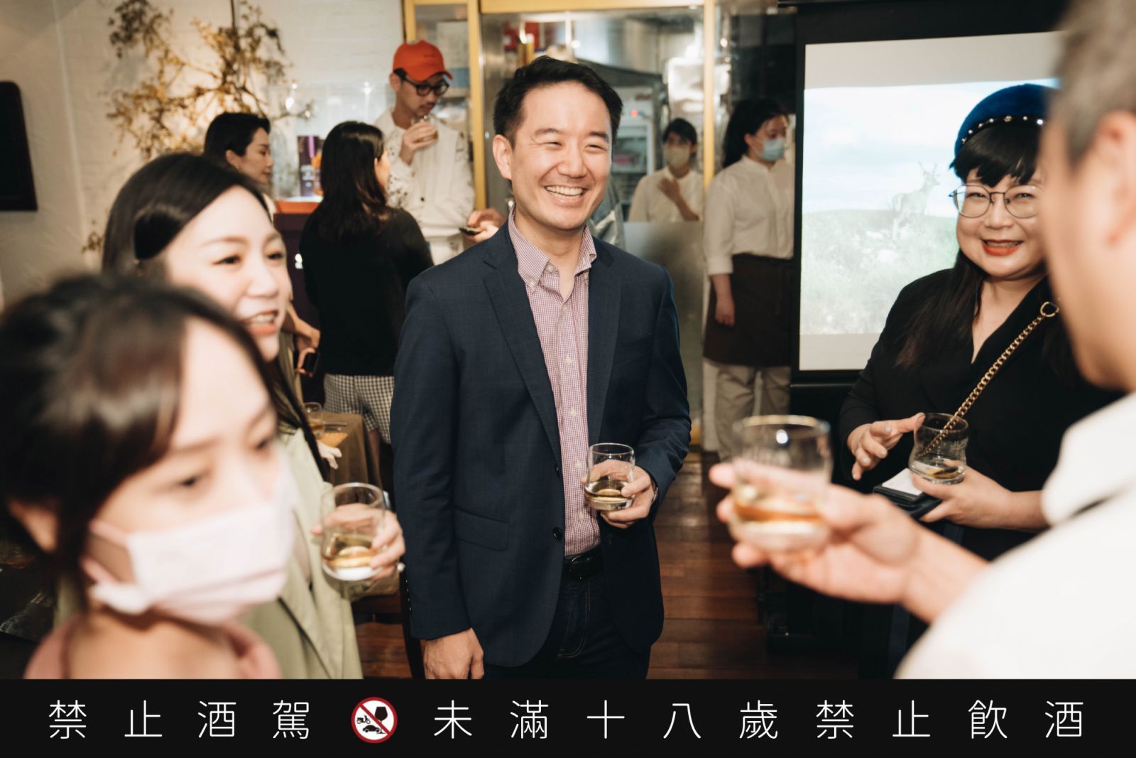 Tatler Taiwan與吉拉Jura單一麥芽蘇格蘭威士忌精心籌劃下,當晚新舊朋友們把酒言歡!(Photo:Tatler)