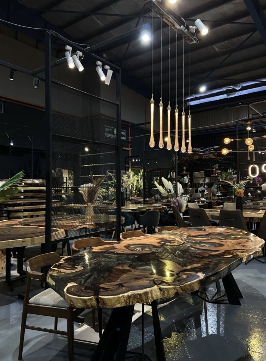 Art of Tree specialise in salvaged wood pieces