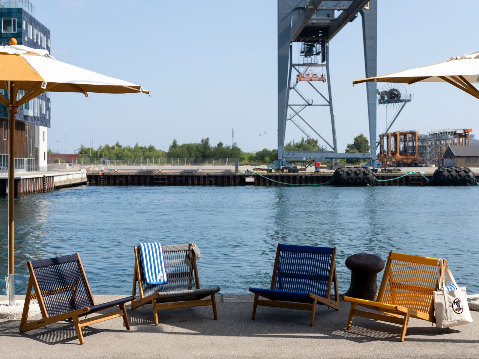 Gubi MR01 Initial Outdoor Lounge Chair